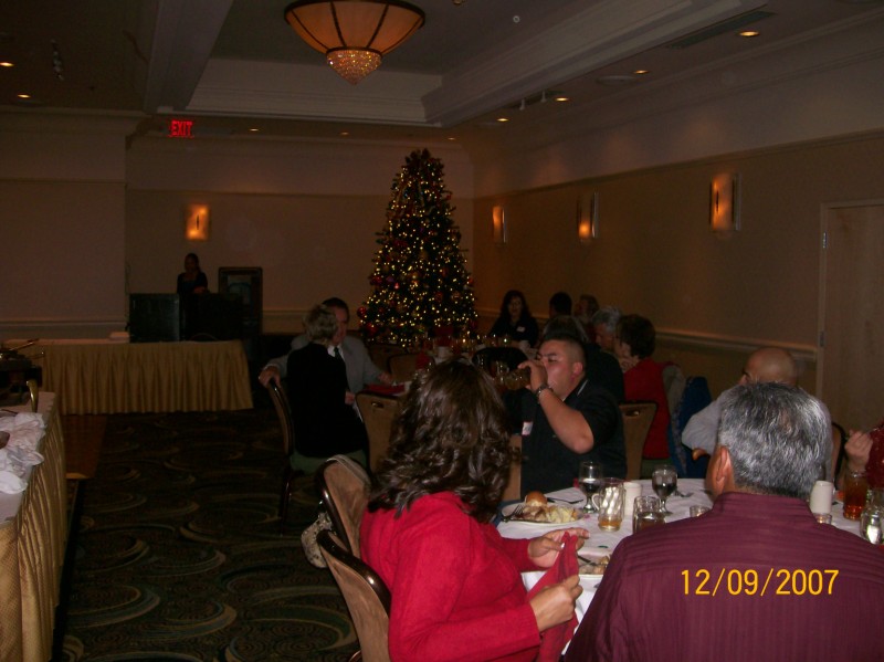 100-0397xmas7.jpg